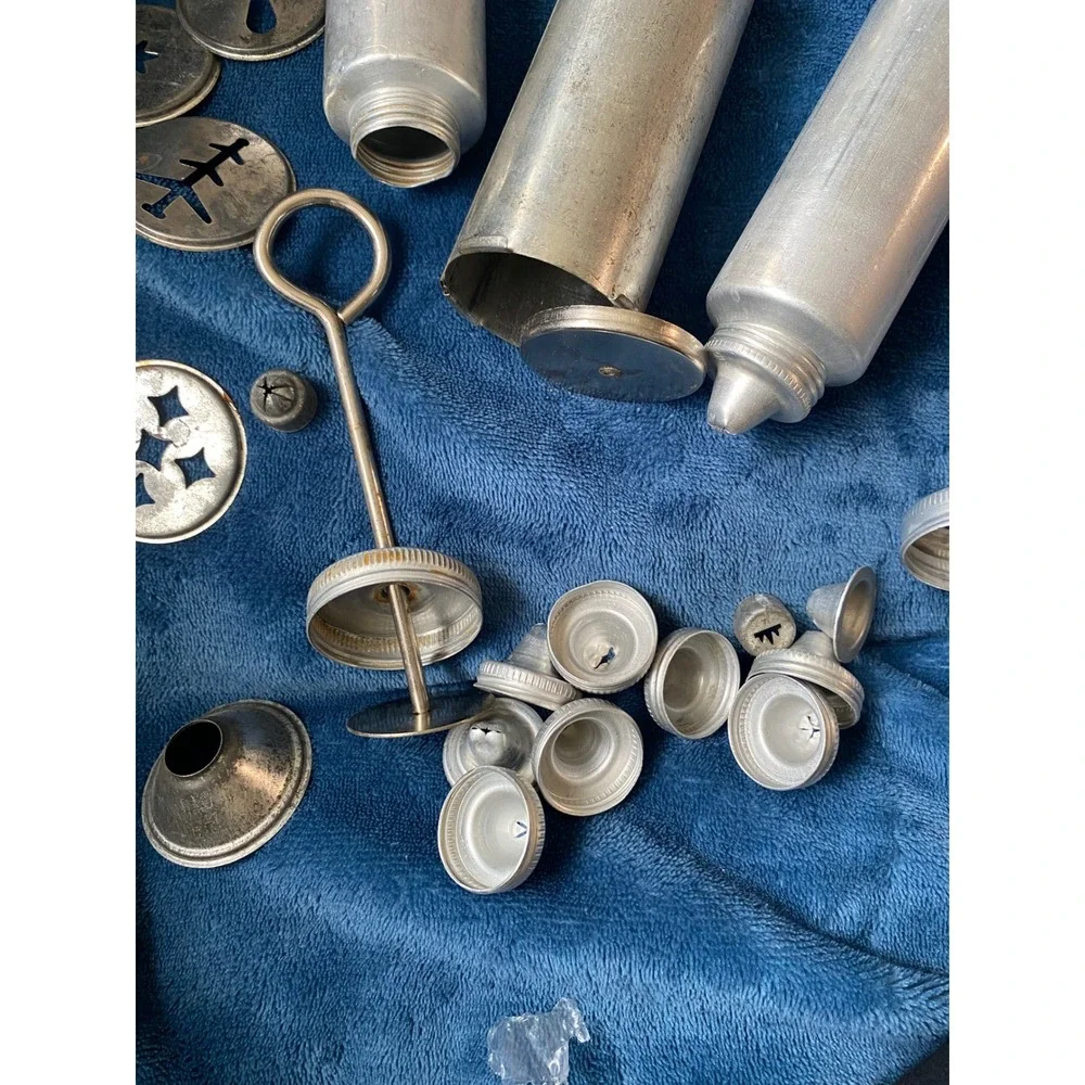 Vintage Aluminum Cookie Press Cake Decorating Set Spritz Discs Tips Cake Mate